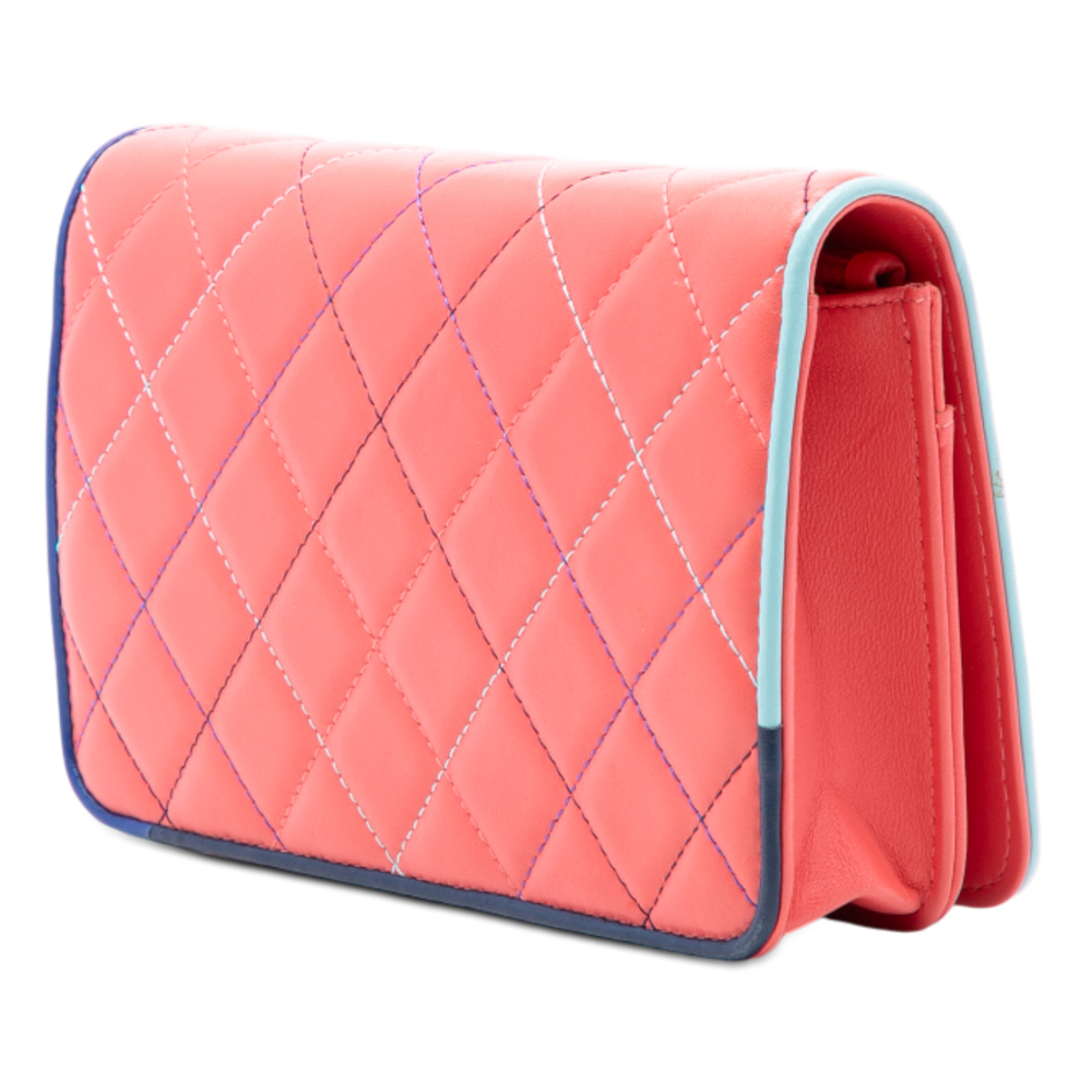 Pre-Loved Chanel CC Quilted Lambskin Multicolor Border Full Flap Wallet on Chain - Picture 2 of 7